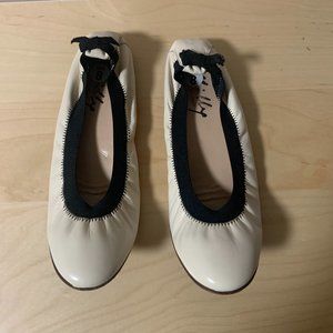 Milly Italian Leather Cream Black Ballet Flats Size 8 , 38 Coquette